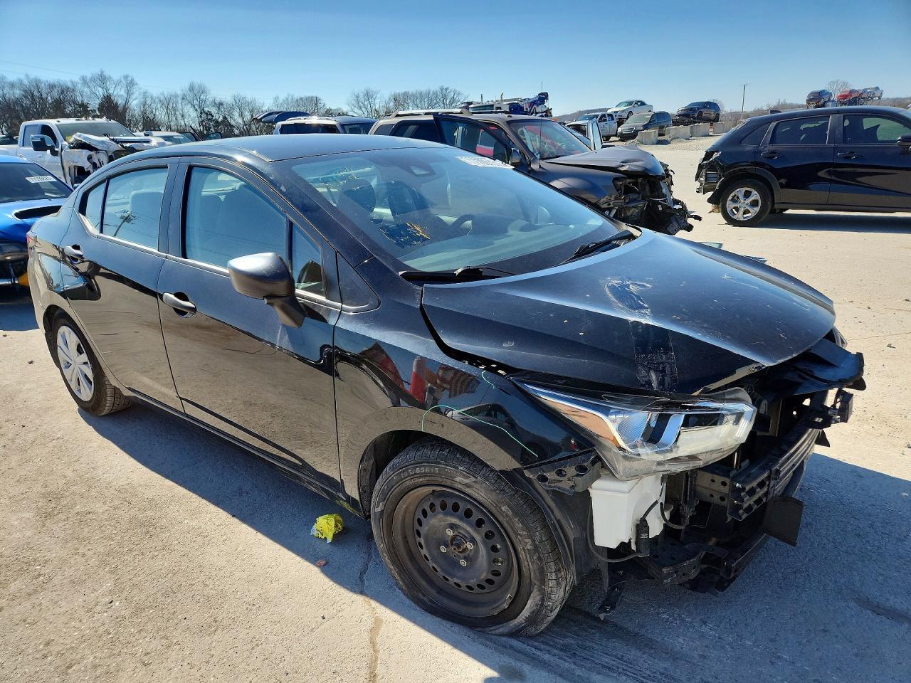 2020 Nissan Versa S - Фото 4