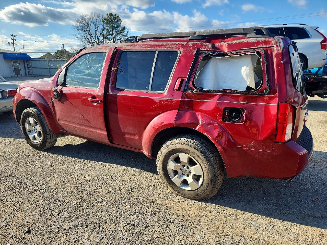 2011 Nissan Pathfinder S - Фото 2