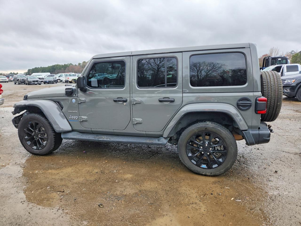 2023 Jeep Wrangler Sahara 4Xe - Фото 2