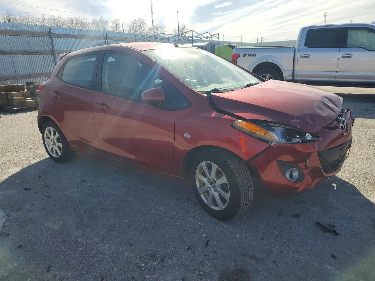 2014 Mazda Mazda2 Touring - Фото 4