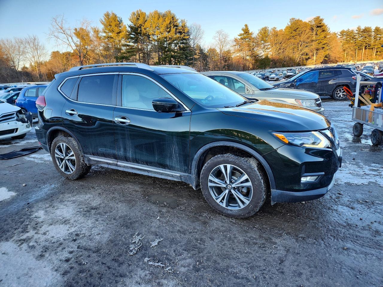 2018 Nissan Rogue S - Фото 4