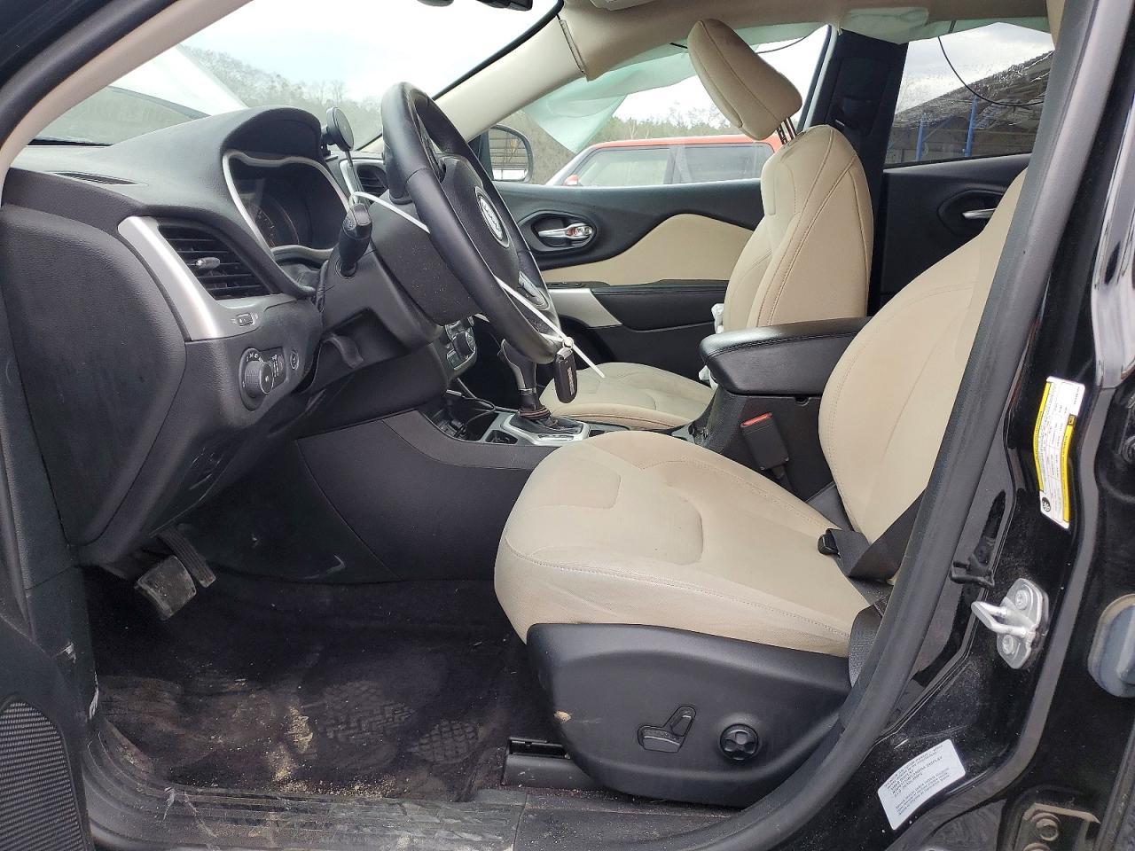 2017 Jeep Cherokee Latitude - Image 7