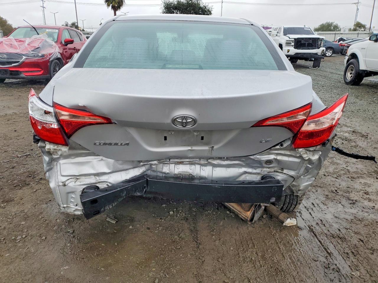 2017 Toyota Corolla L - Фото 6