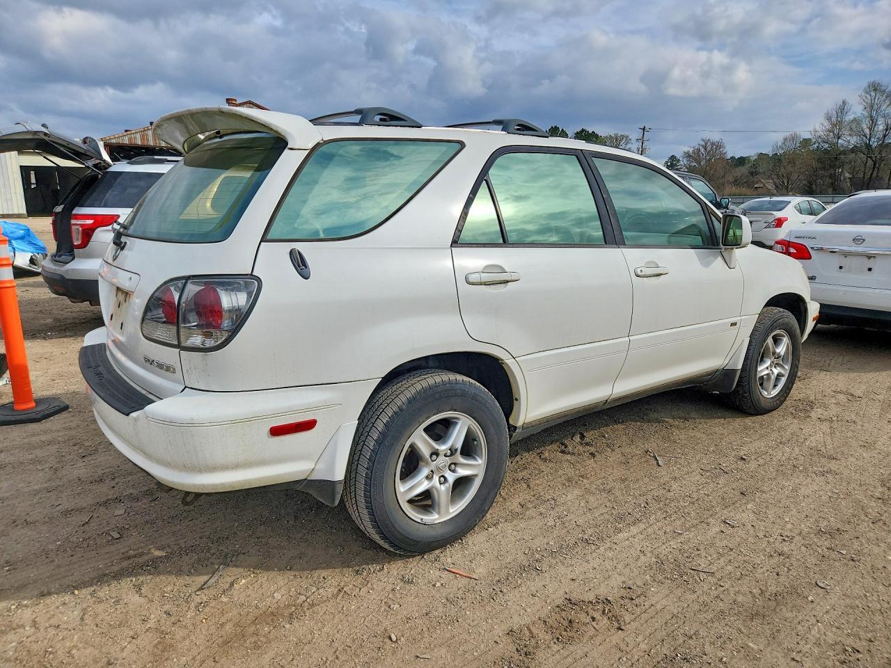 2002 Lexus Rx 300 - Image 3