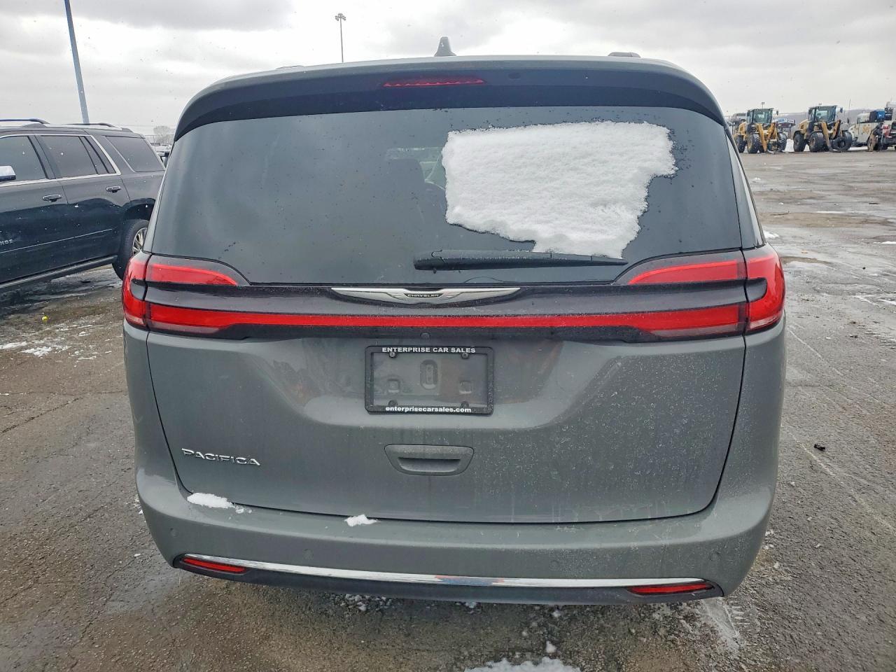 2022 Chrysler Pacifica Touring L - Фото 6