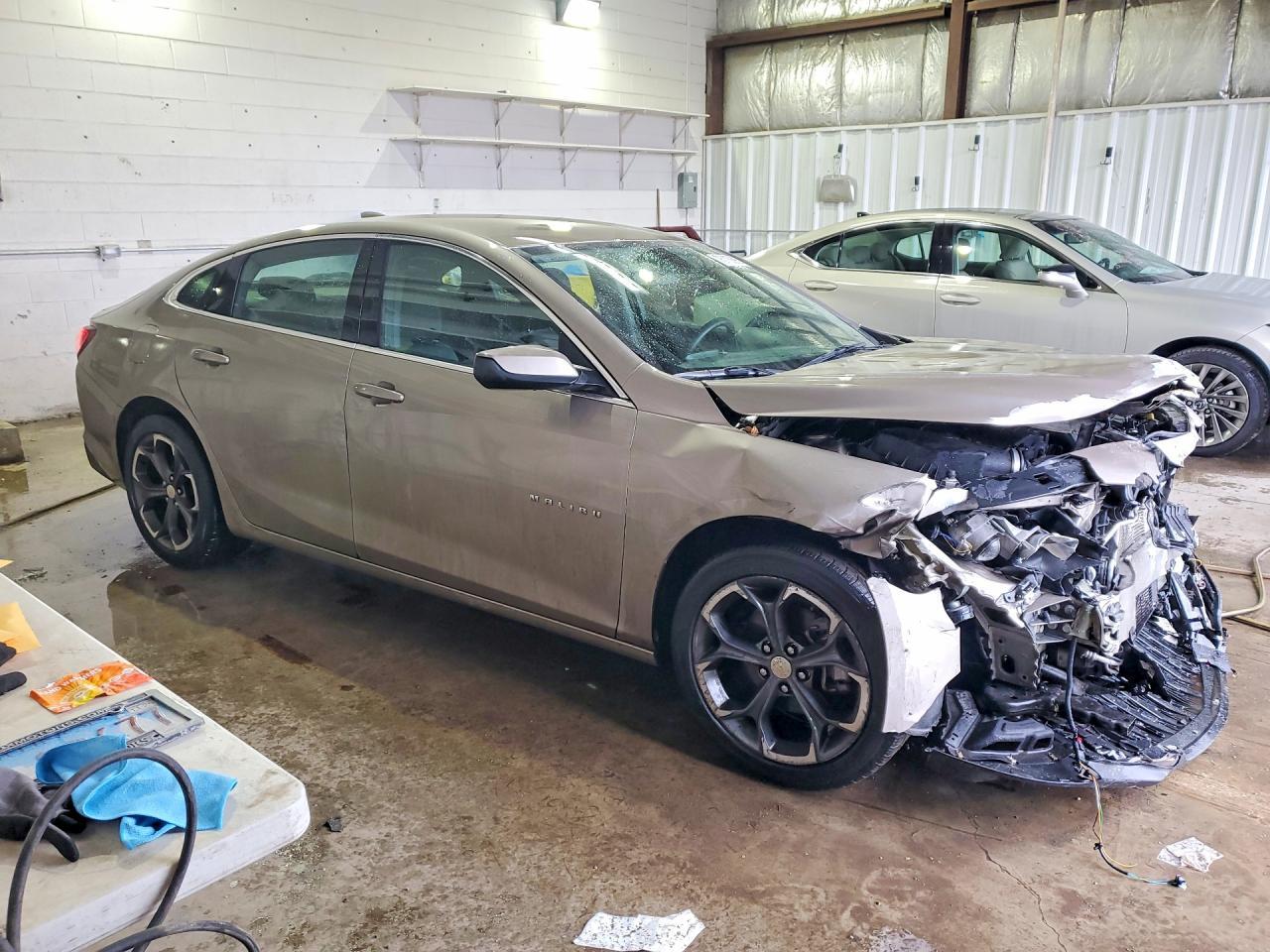 2022 Chevrolet Malibu Lt - Image 4