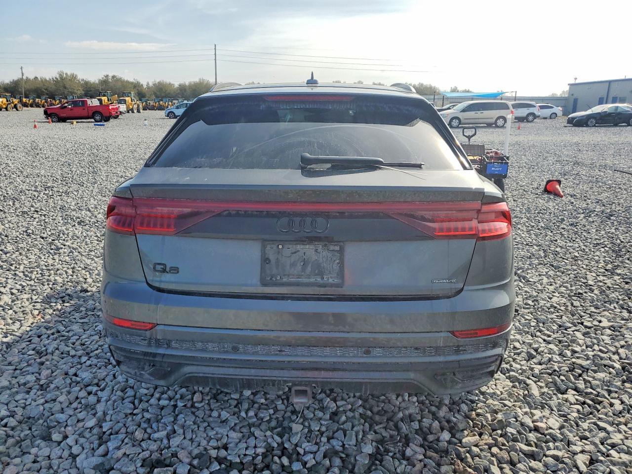 2021 Audi Q8 Prestige S-Line - Фото 6