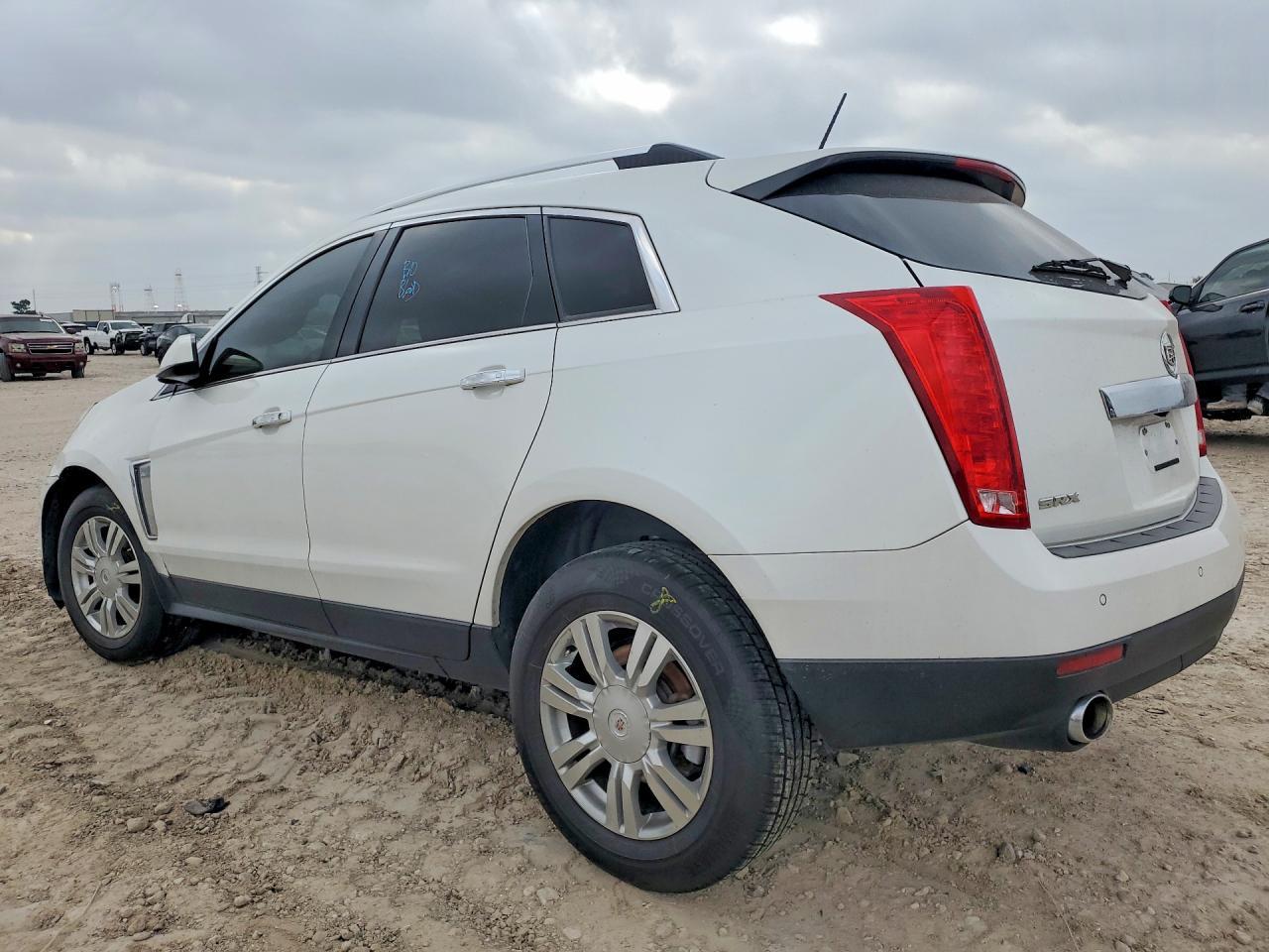 2015 Cadillac Srx Luxury Collection - Image 2