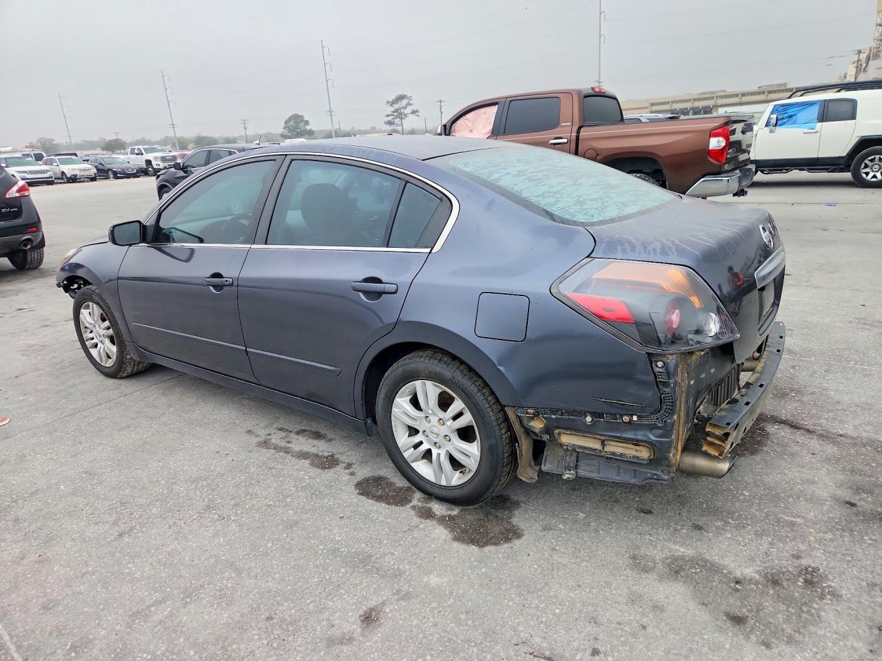 2012 Nissan Altima Base - Фото 2