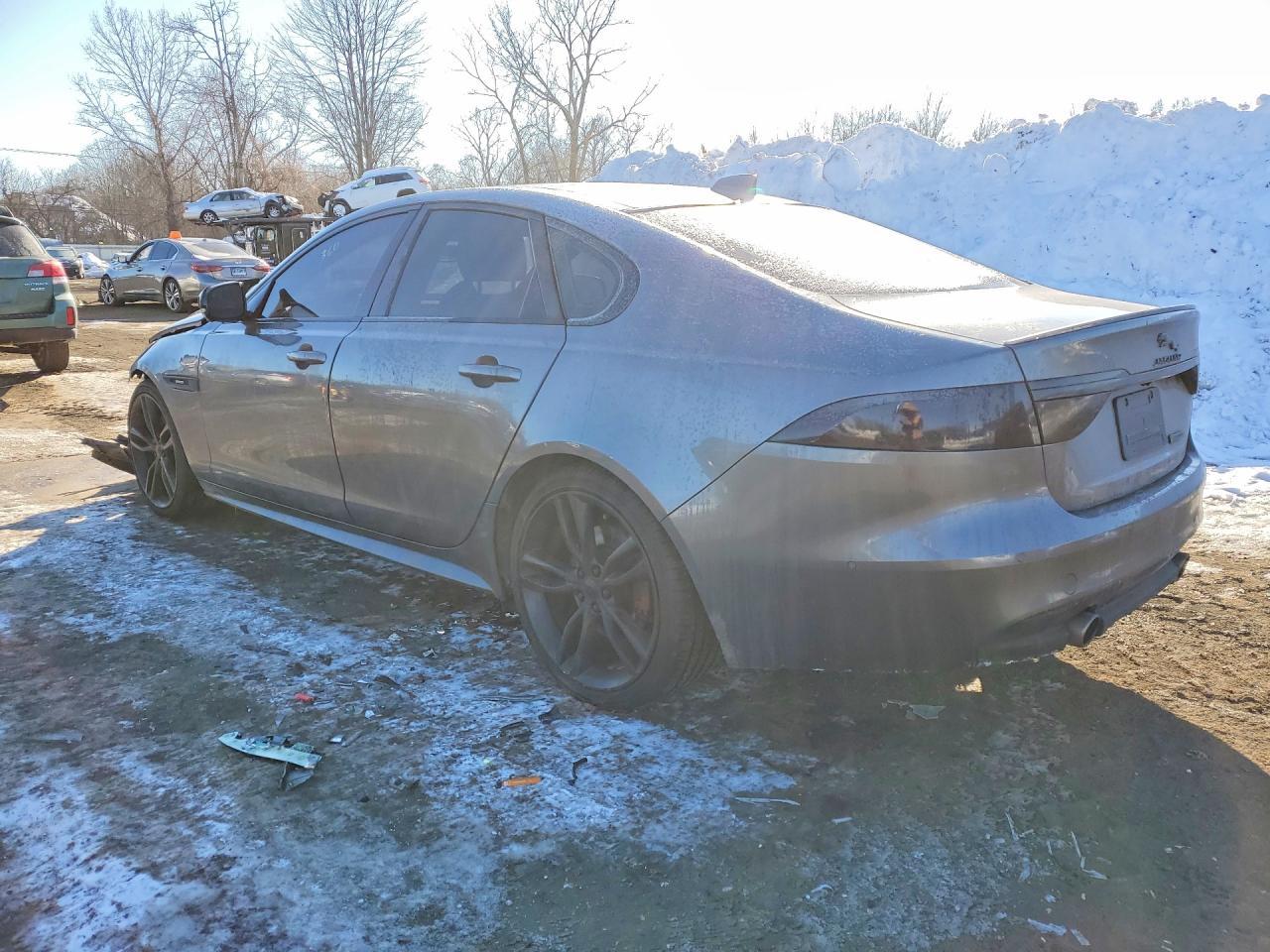 2017 Jaguar Xf R - Sport - Фото 2