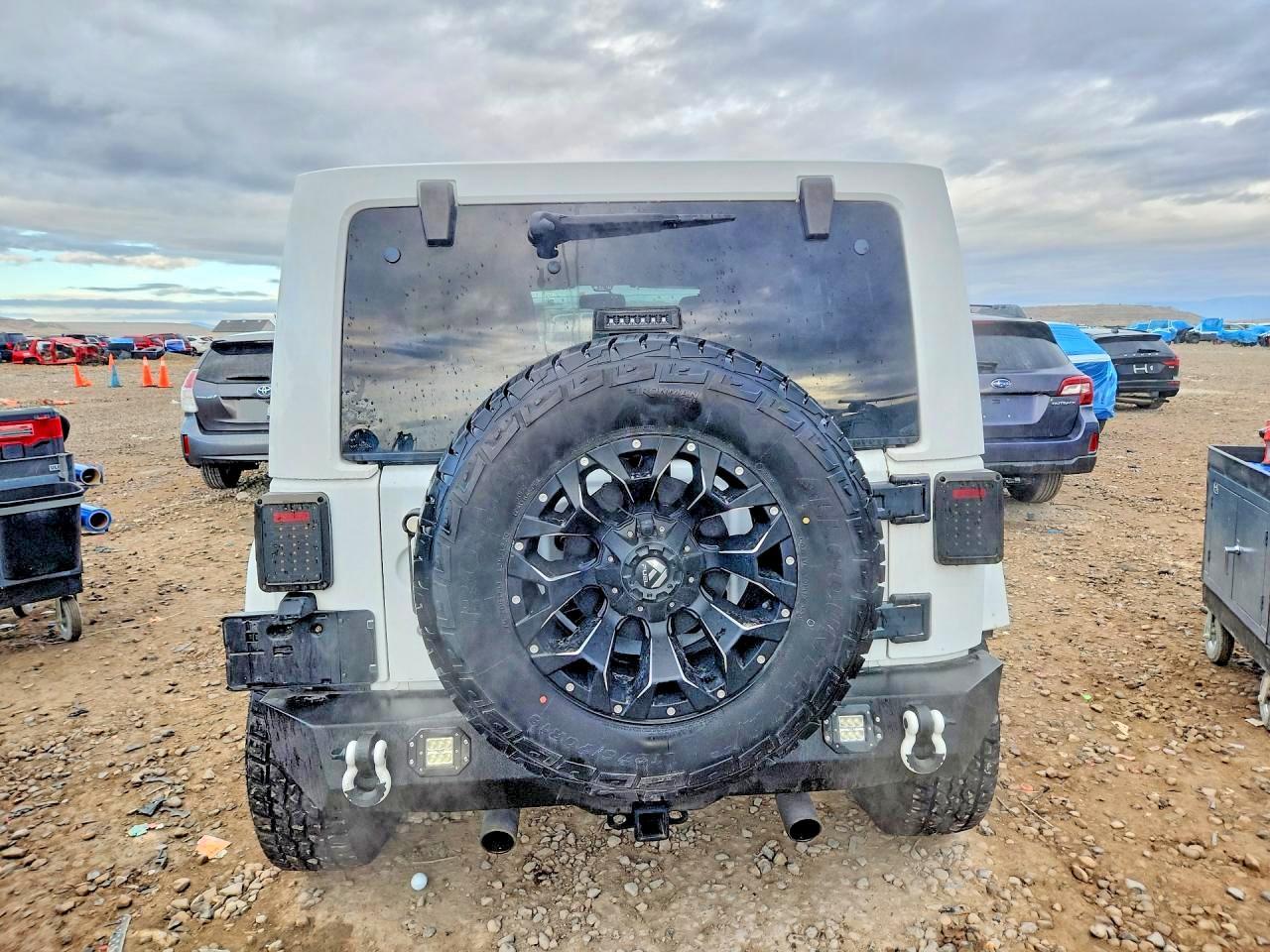 2014 Jeep Wrangler Unlimited Sahara - Фото 6