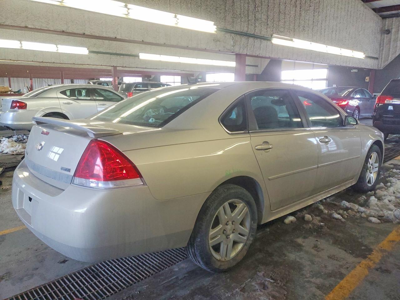2011 Chevrolet Impala Lt - Фото 3