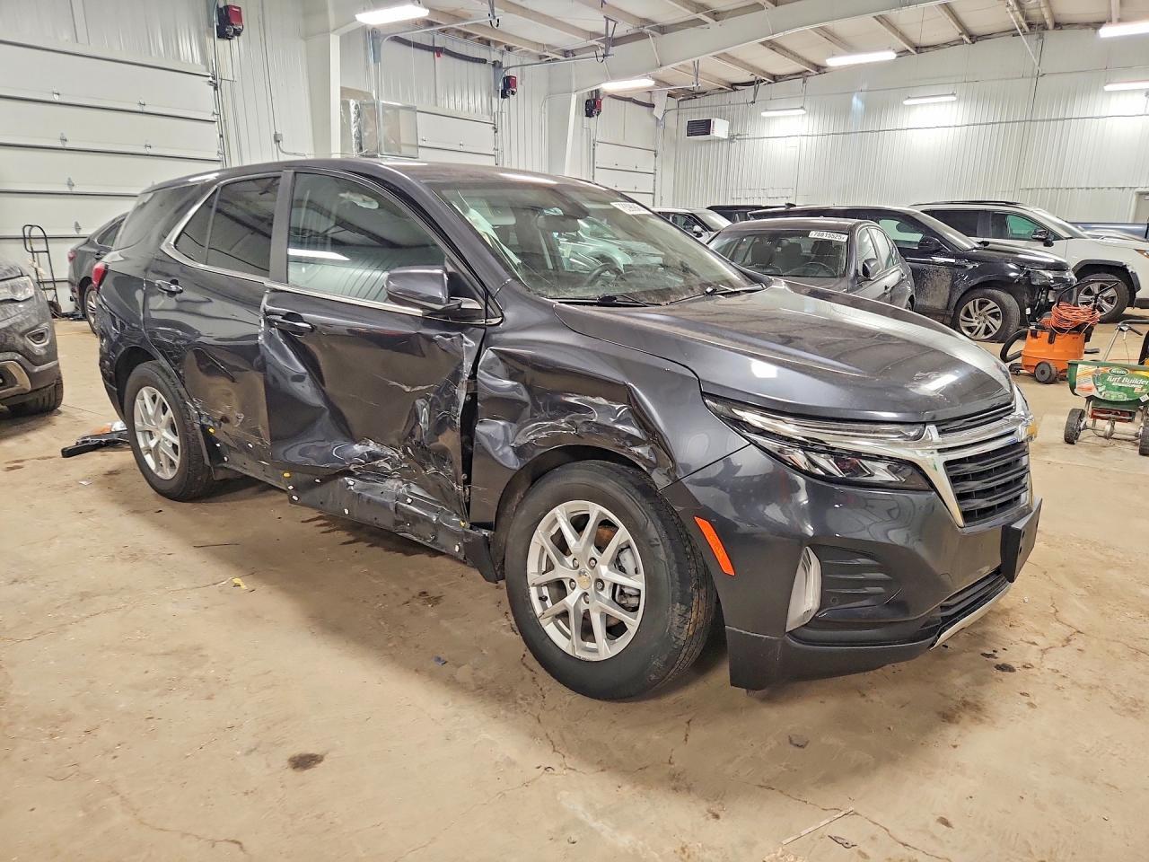 2022 Chevrolet Equinox Lt - Фото 4