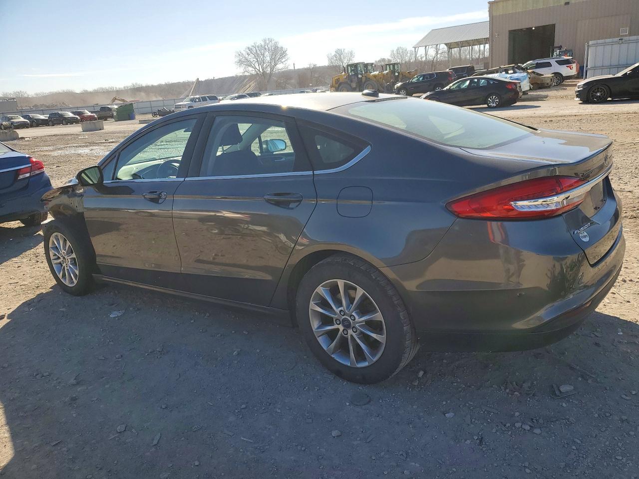 2017 Ford Fusion Se - Image 2