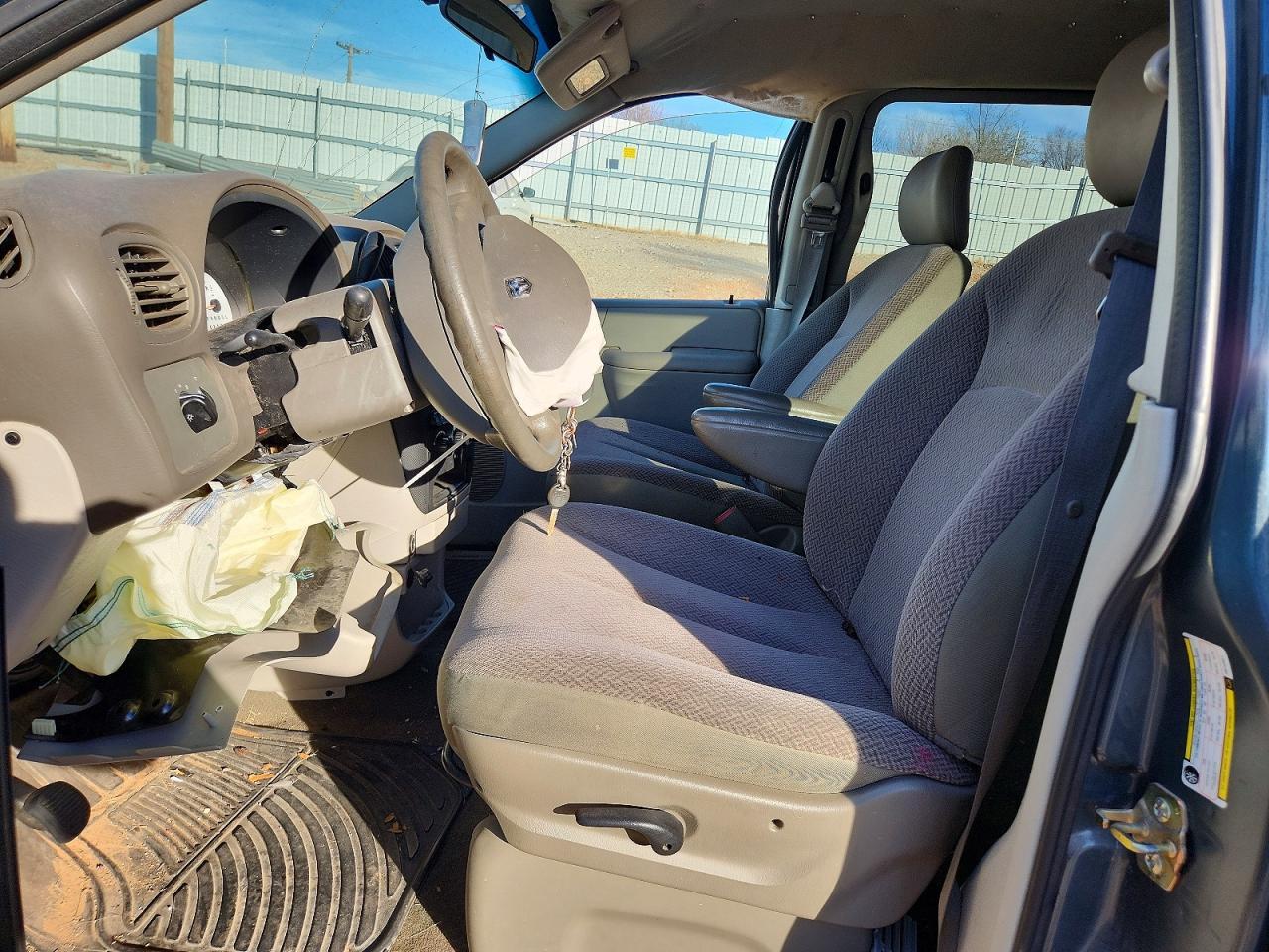2006 Dodge Caravan - Фото 7