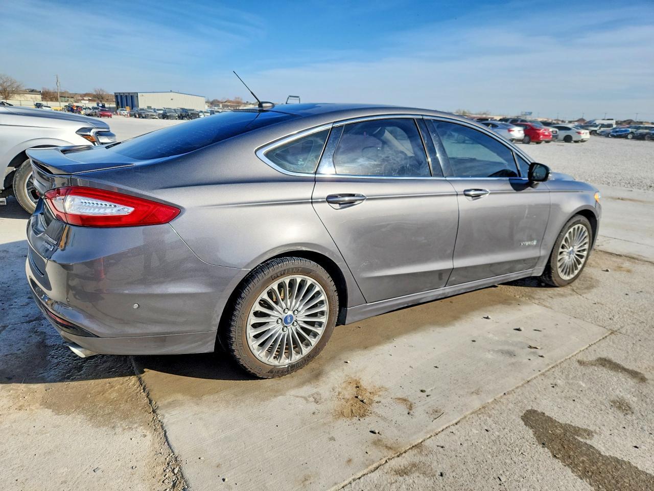 2014 Ford Fusion Titanium Hev - Фото 3
