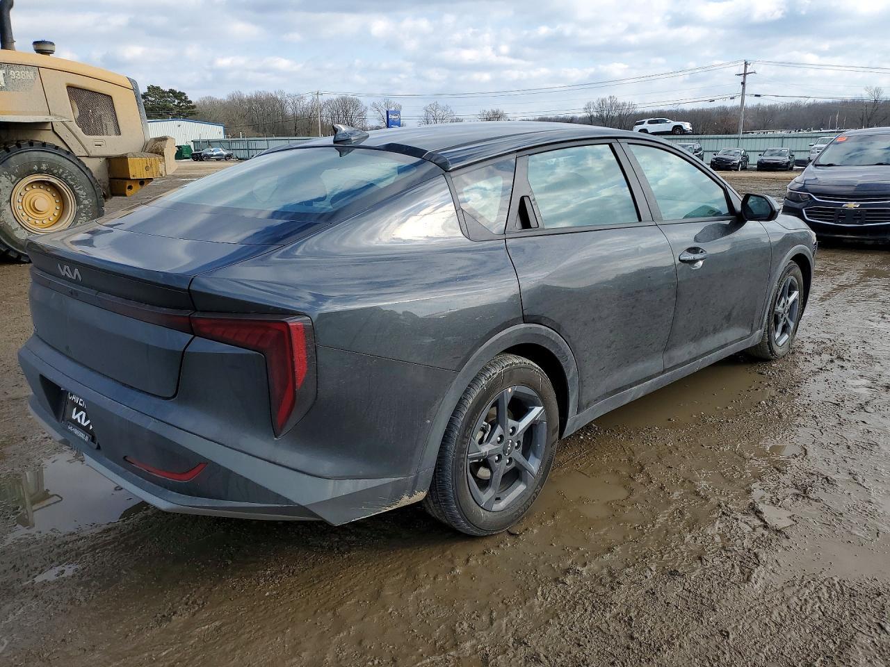 2025 Kia K4 Lx - Image 3