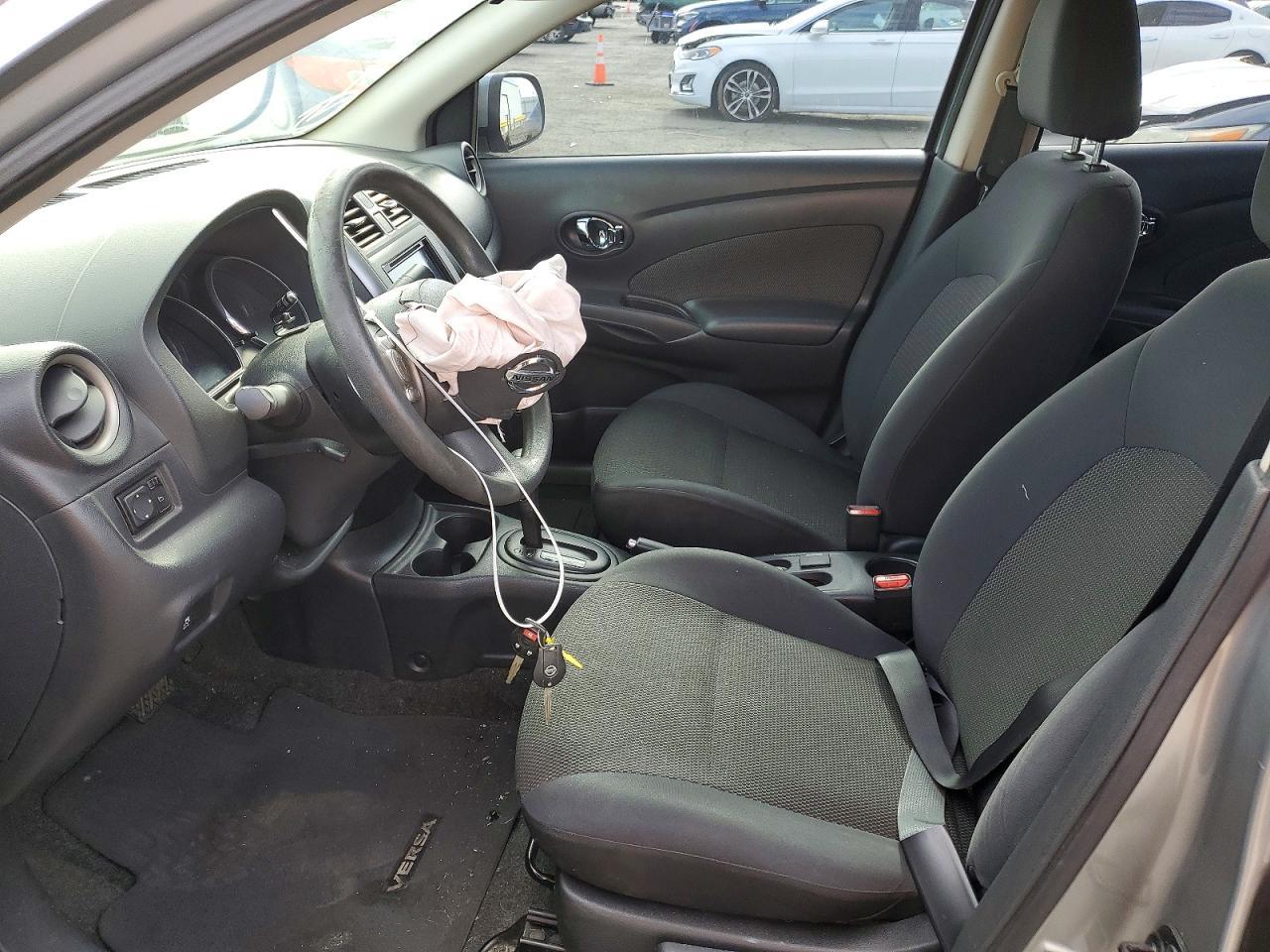 2013 Nissan Versa S - Фото 7