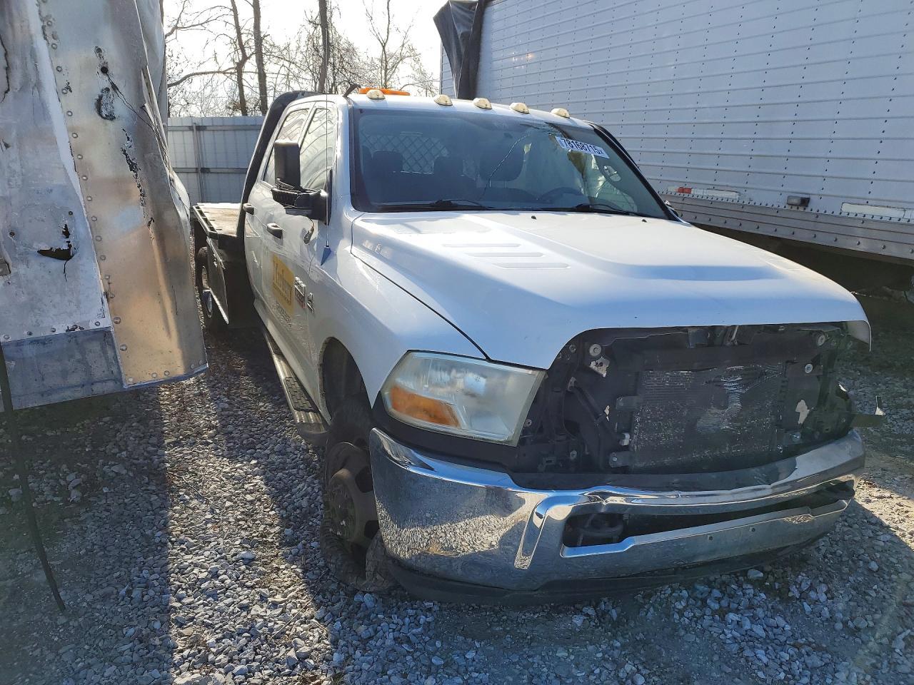2010 Dodge Ram 3500 Flatbed Truck - Image 4