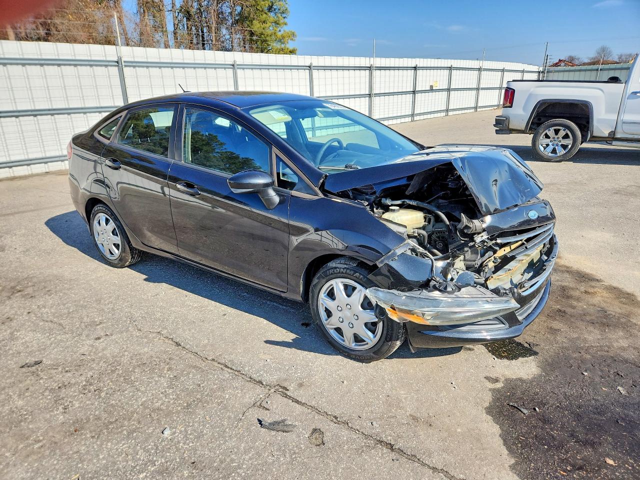 2014 Ford Fiesta S - Image 4