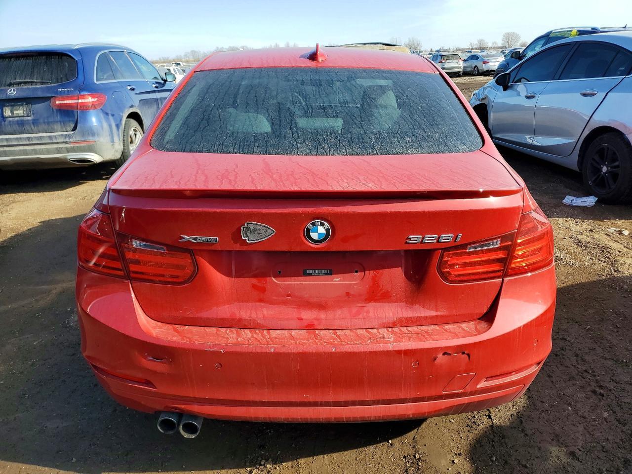 2015 BMW 328 Xi - Фото 6