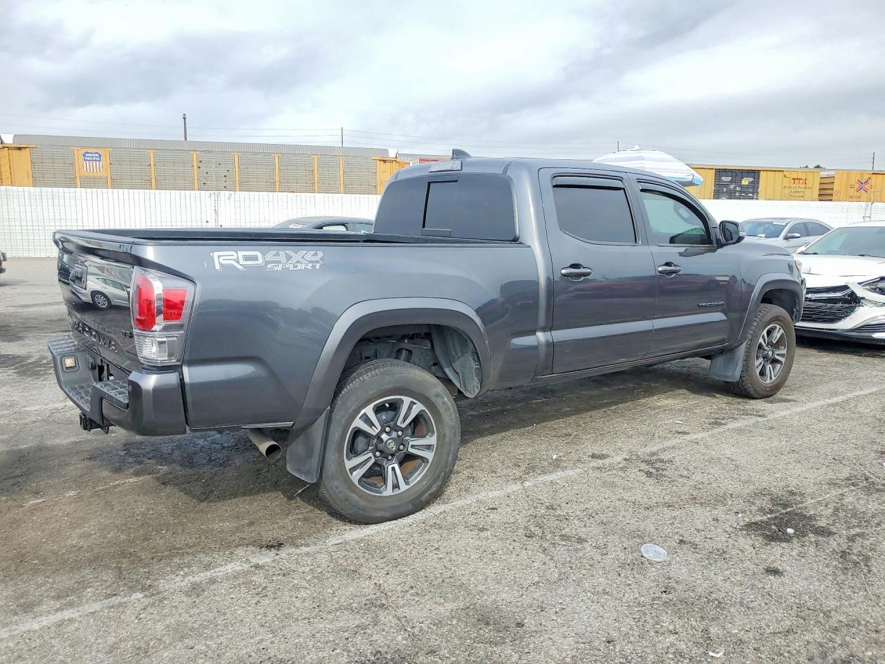 2023 Toyota Tacoma Double Cab - Image 3
