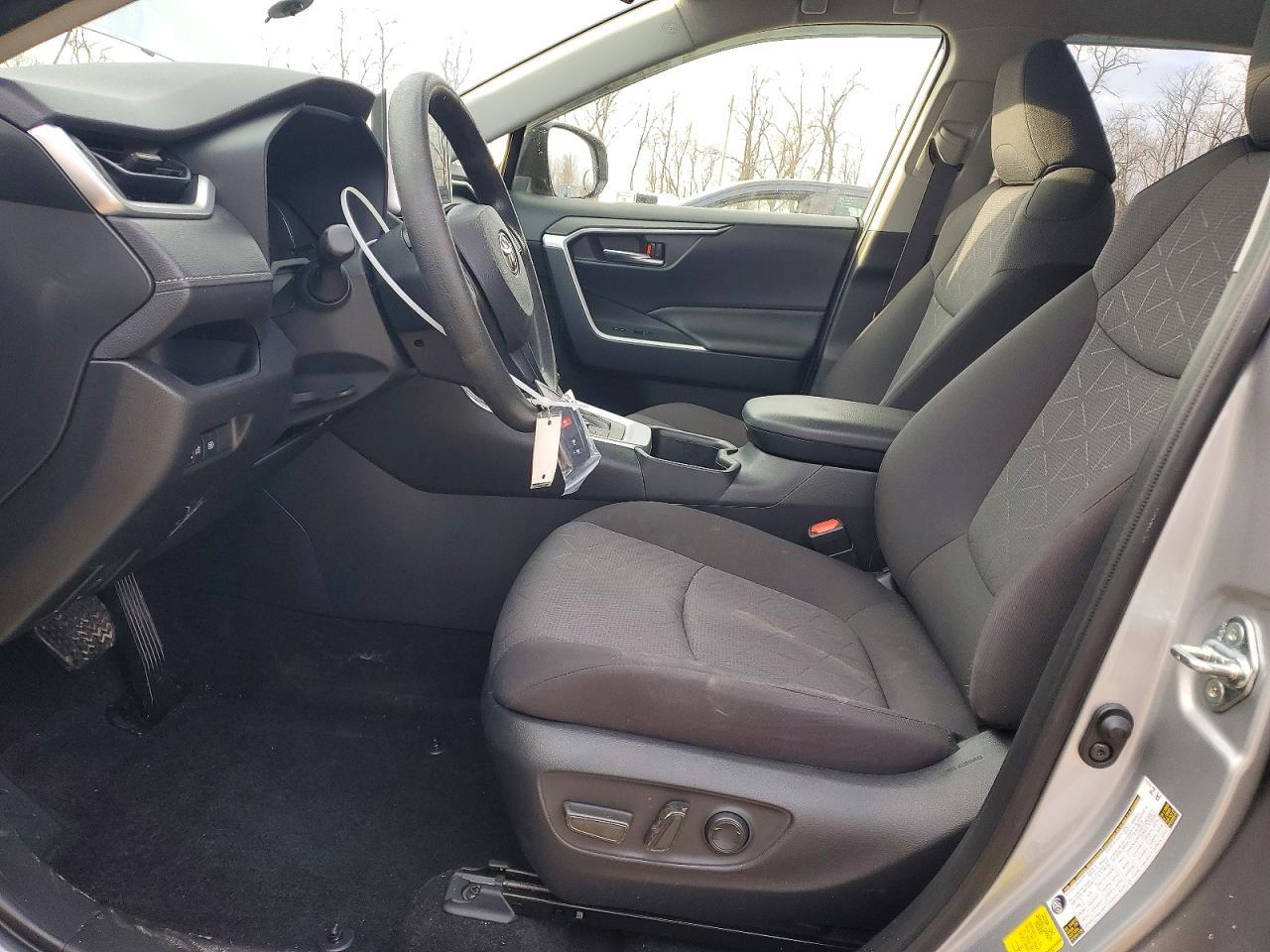 2025 Toyota Rav4 Hybrid Xle - Image 7