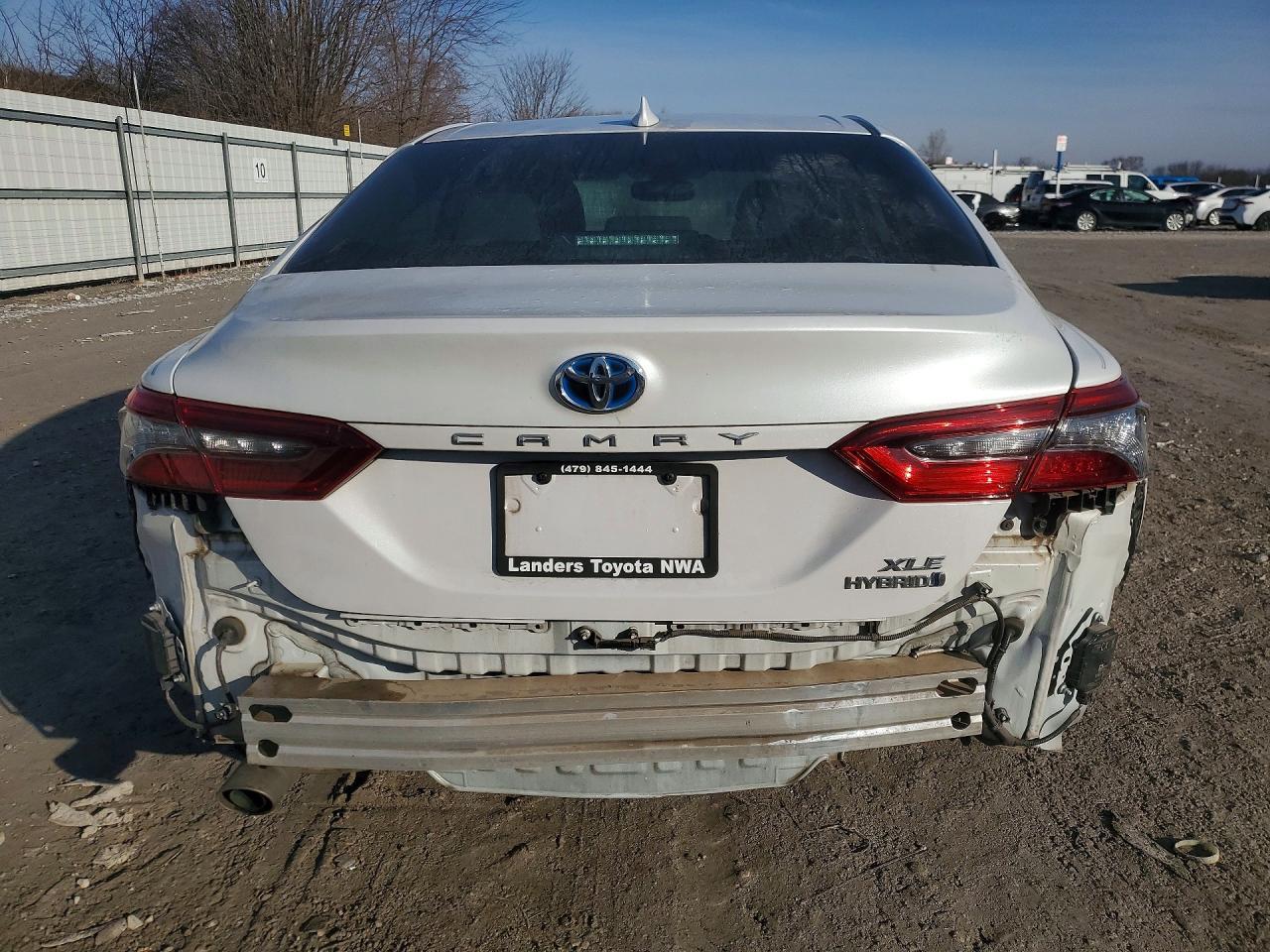 2021 Toyota Camry Xle - Фото 6