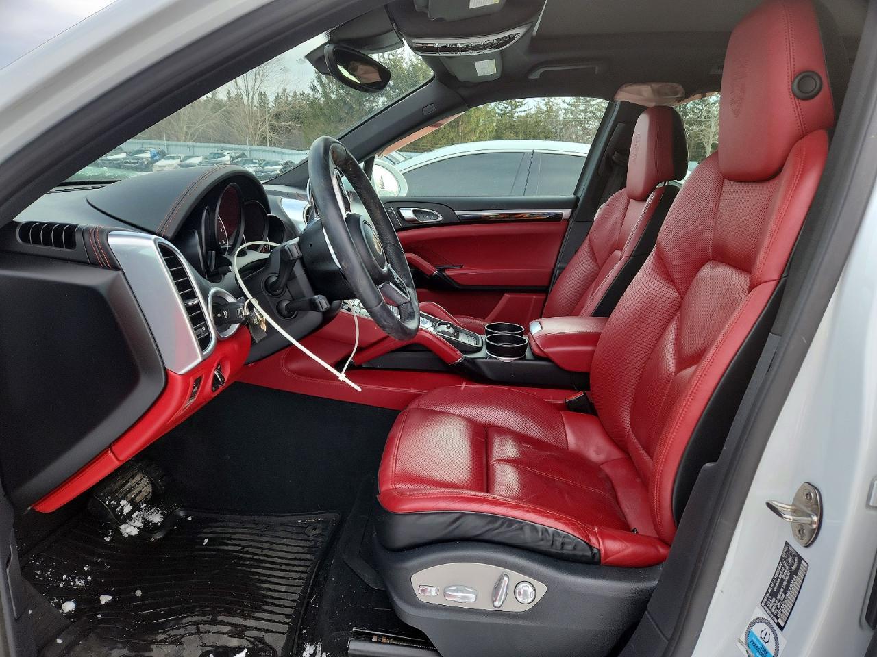 2017 Porsche Cayenne - Image 7