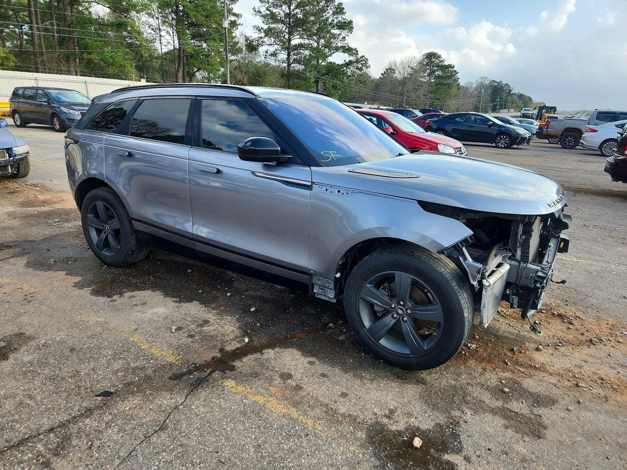 2020 Land Rover Range Rover Velar R-Dynamic S - Image 4