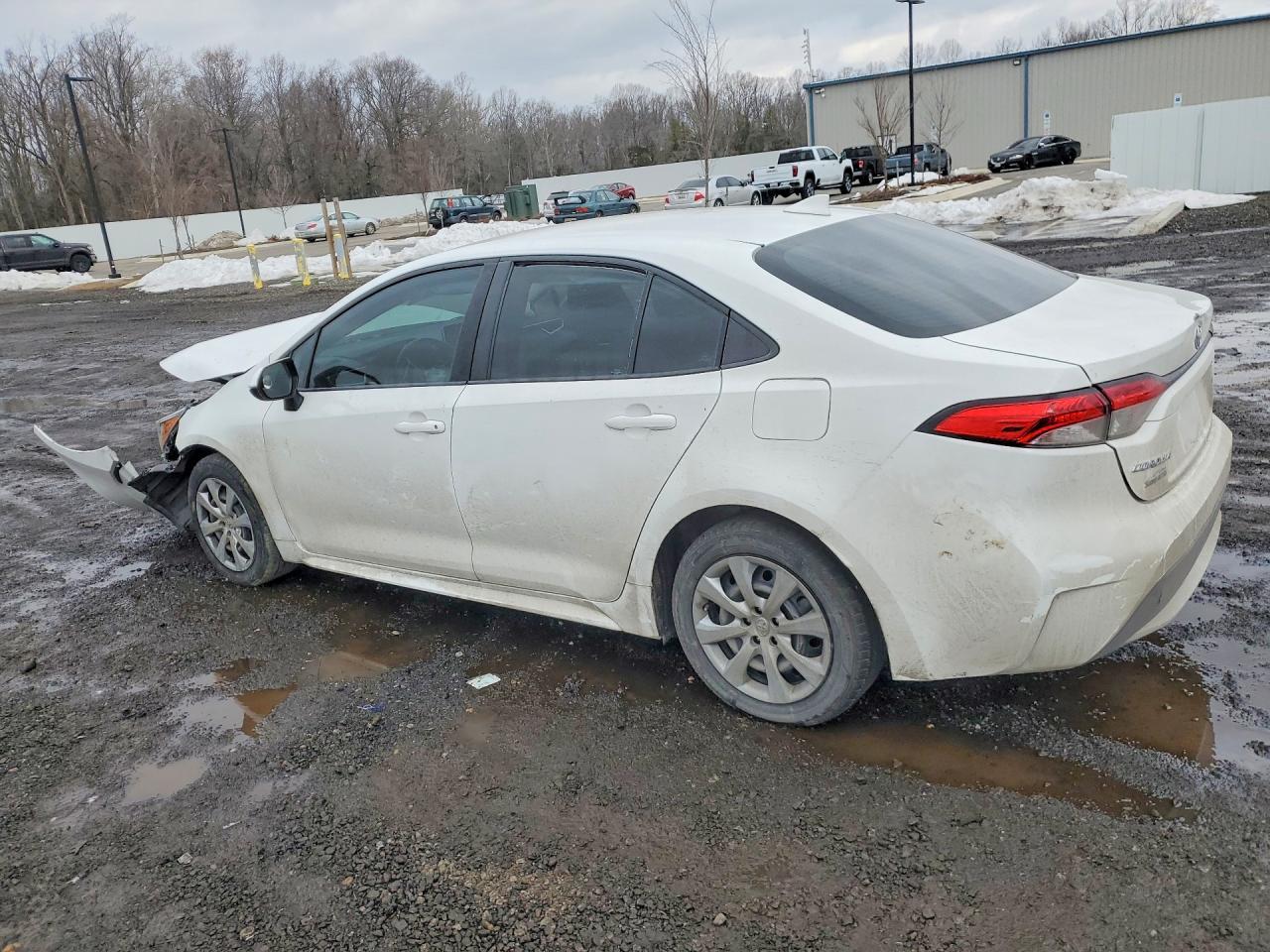 2021 Toyota Corolla Le - Фото 2