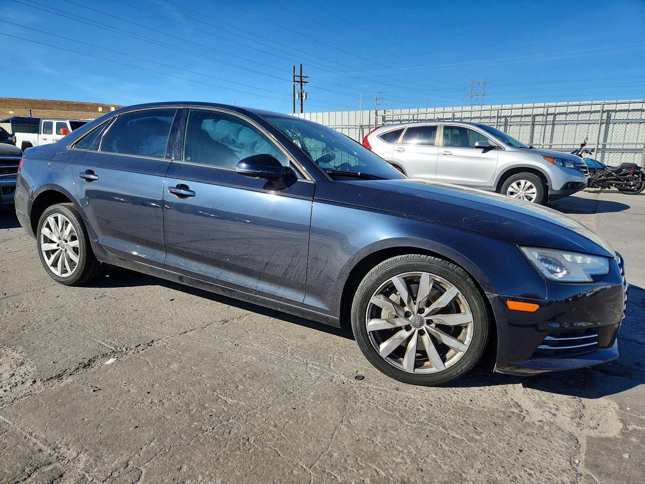 2017 Audi A4 Premium - Фото 4