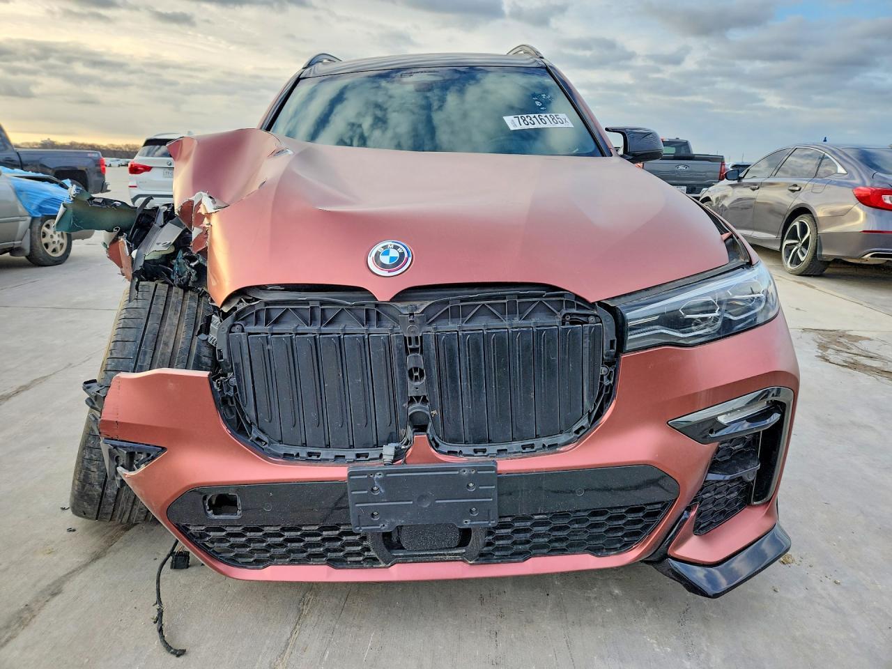 2020 BMW X7 xDrive40I - Фото 5