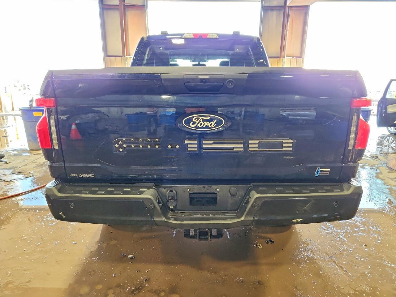 2025 Ford F150 Lightning Xlt - Фото 6