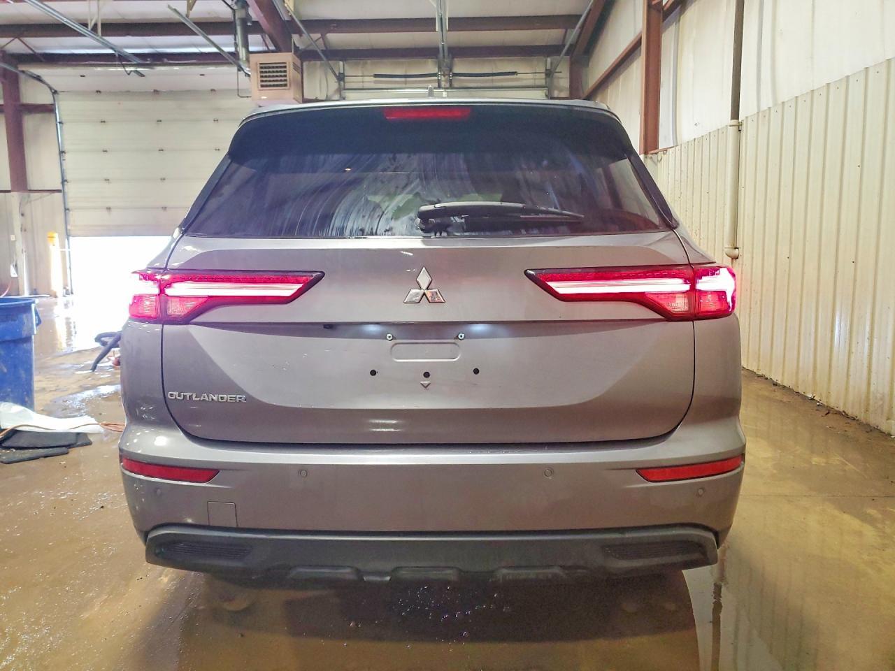 2022 Mitsubishi Outlander Se - Фото 6