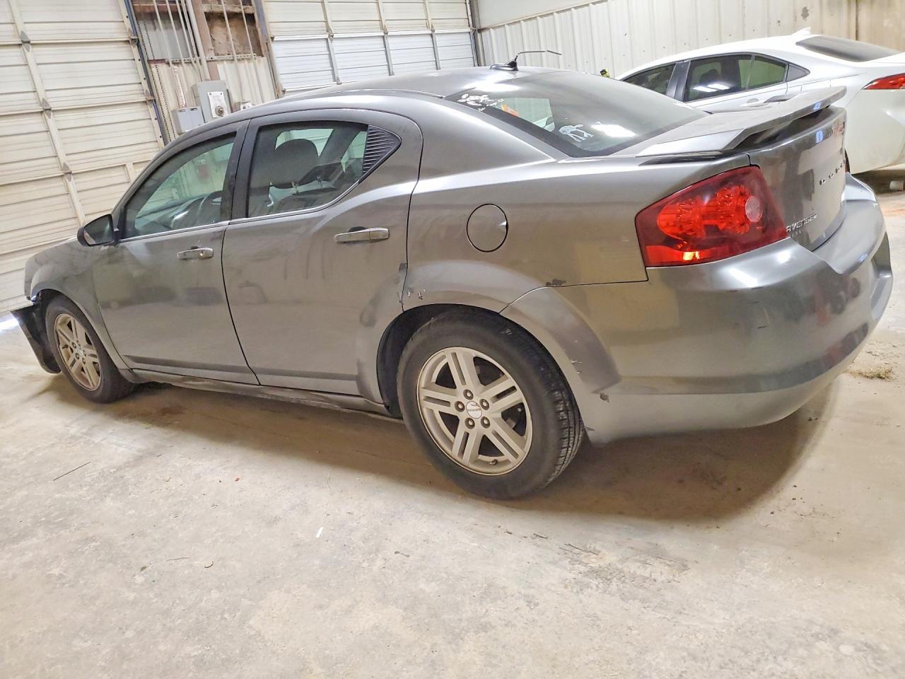 2013 Dodge Avenger Se - Фото 2