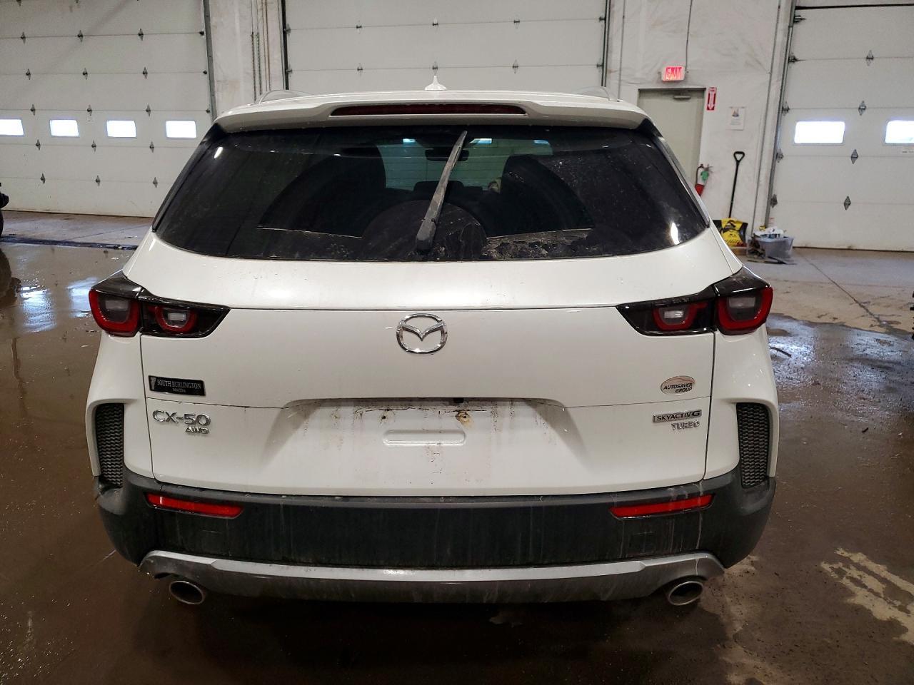2025 Mazda Cx-50 Premium - Image 6