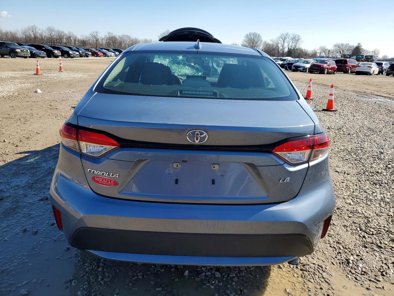 2022 Toyota Corolla Le - Фото 6