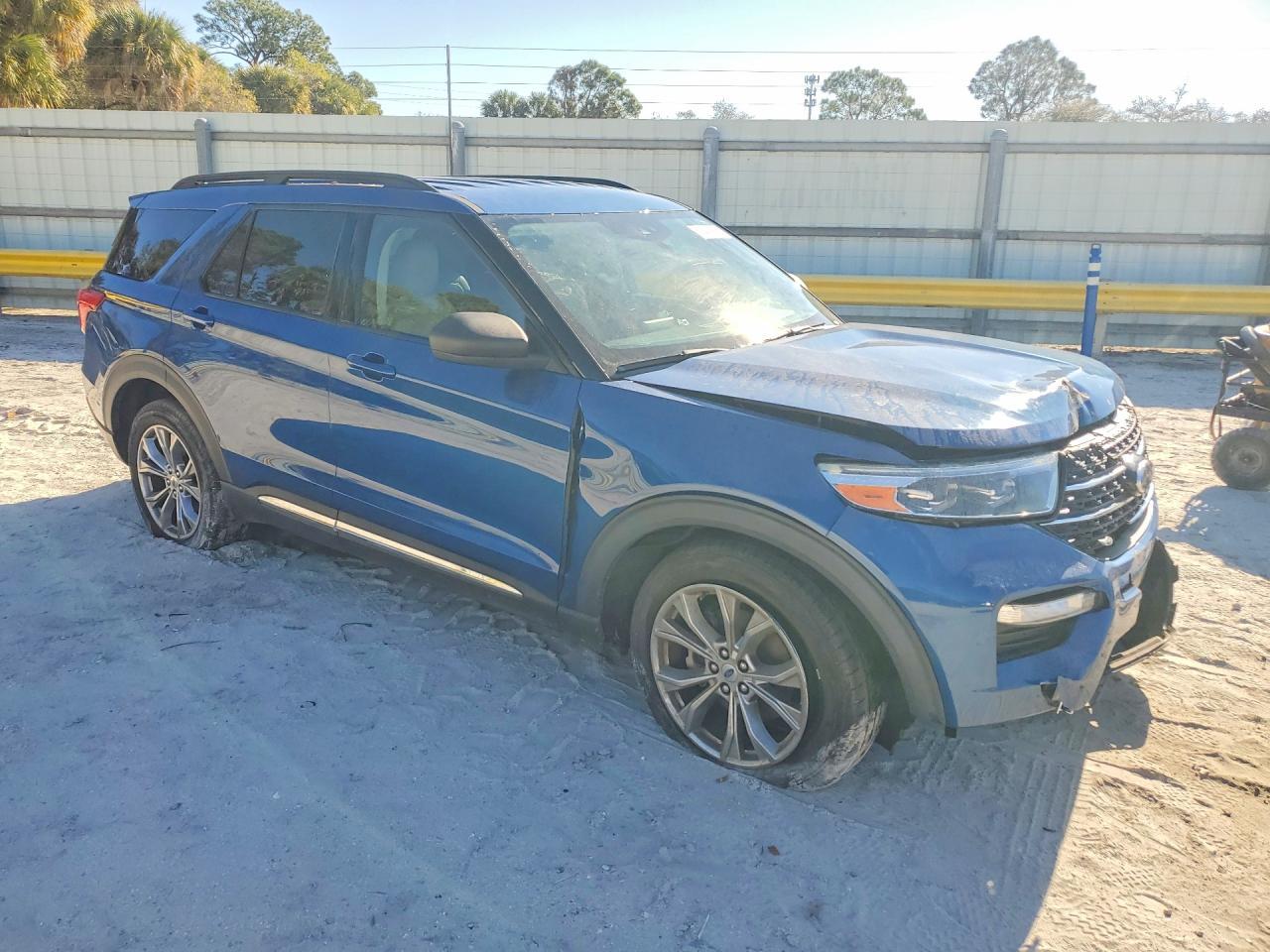 2020 Ford Explorer Xlt - Фото 4