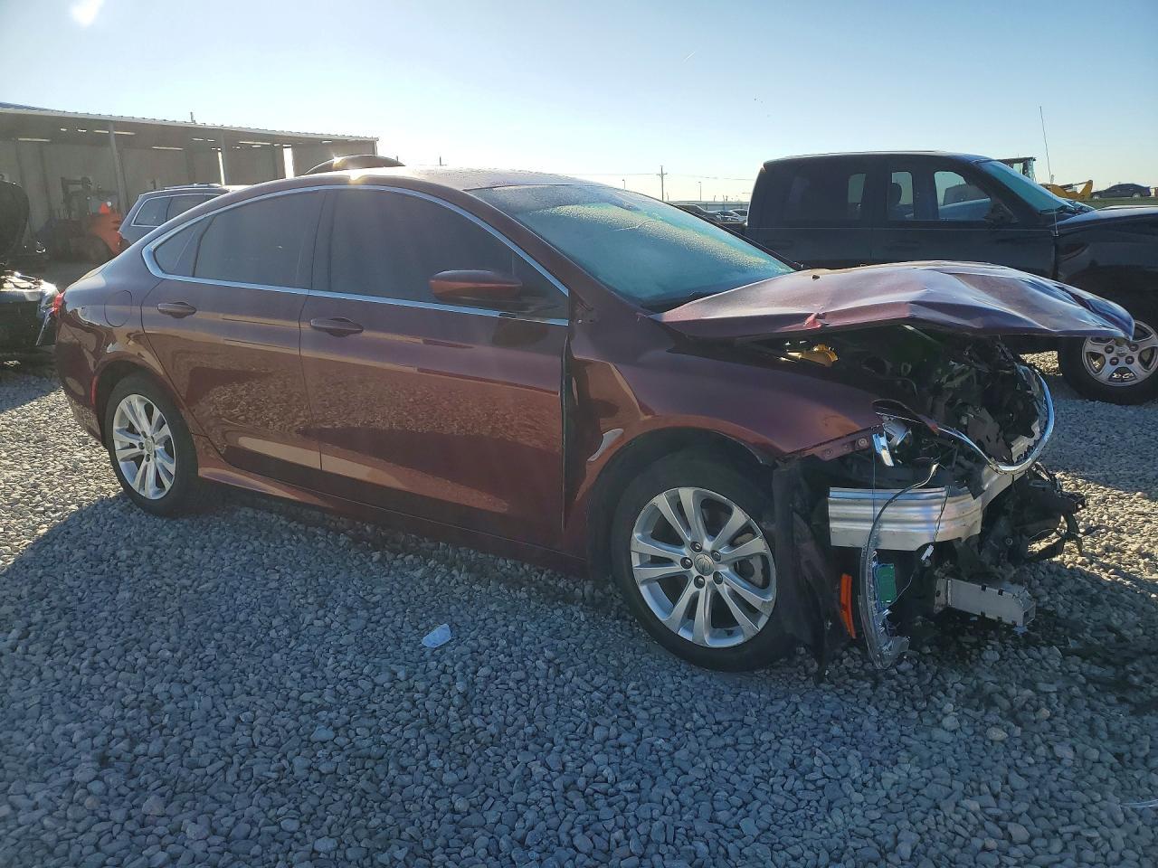 2016 Chrysler 200 Limited - Фото 4