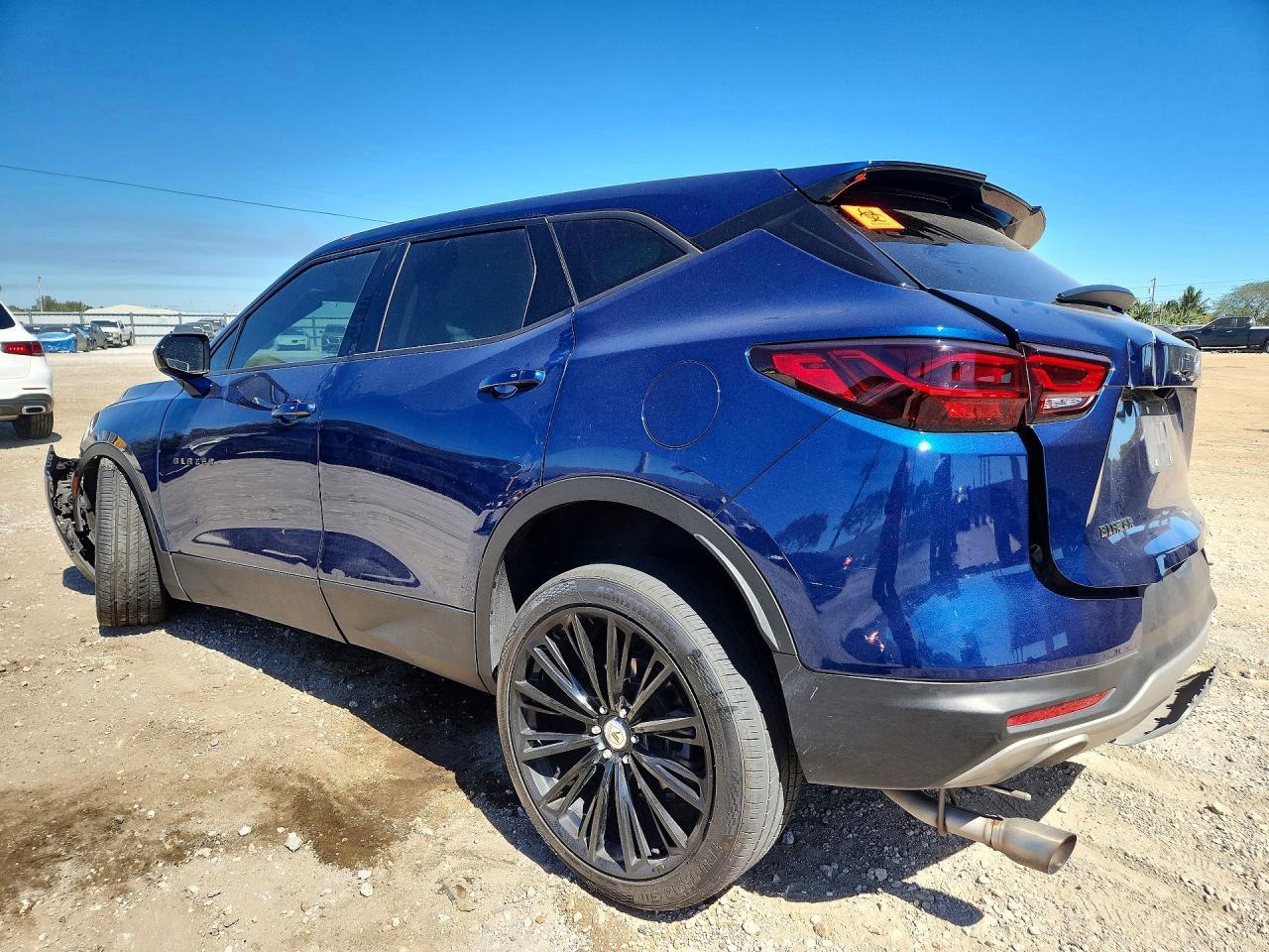 2023 Chevrolet Blazer 2Lt - Фото 2