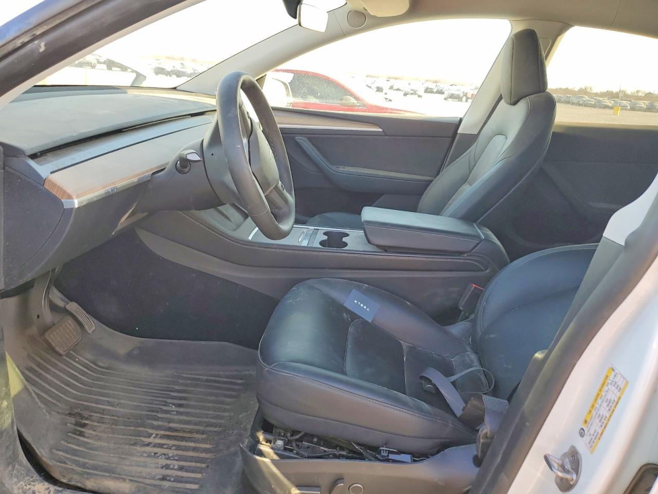 2024 Tesla Model Y - Фото 7