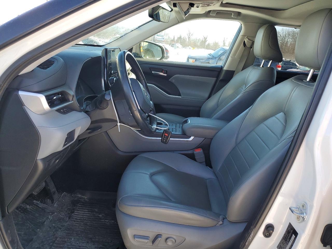 2021 Toyota Highlander Xle - Image 7