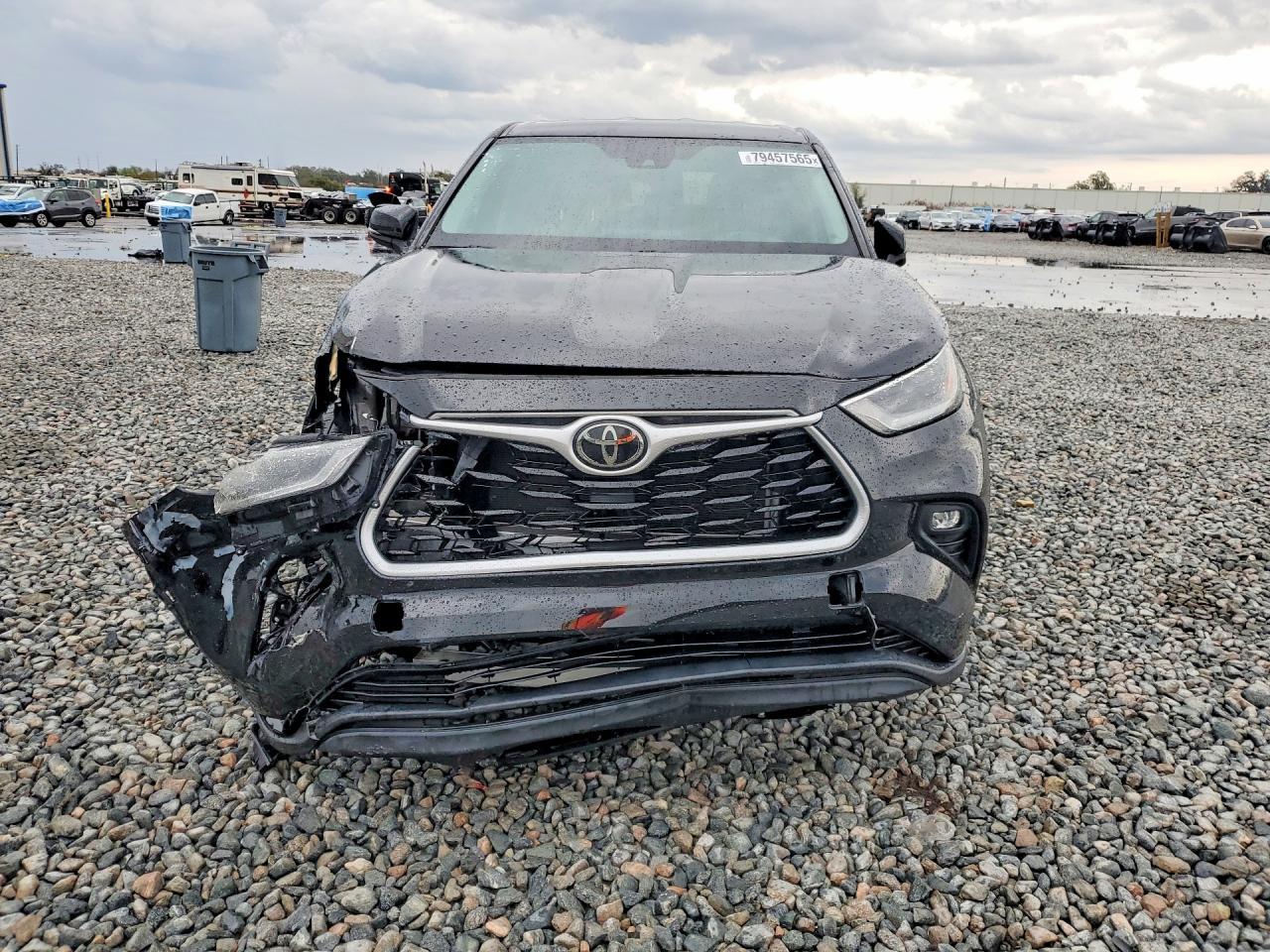 2021 Toyota Highlander Le - Image 5