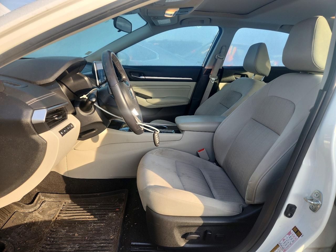 2022 Nissan Altima Sv - Image 7