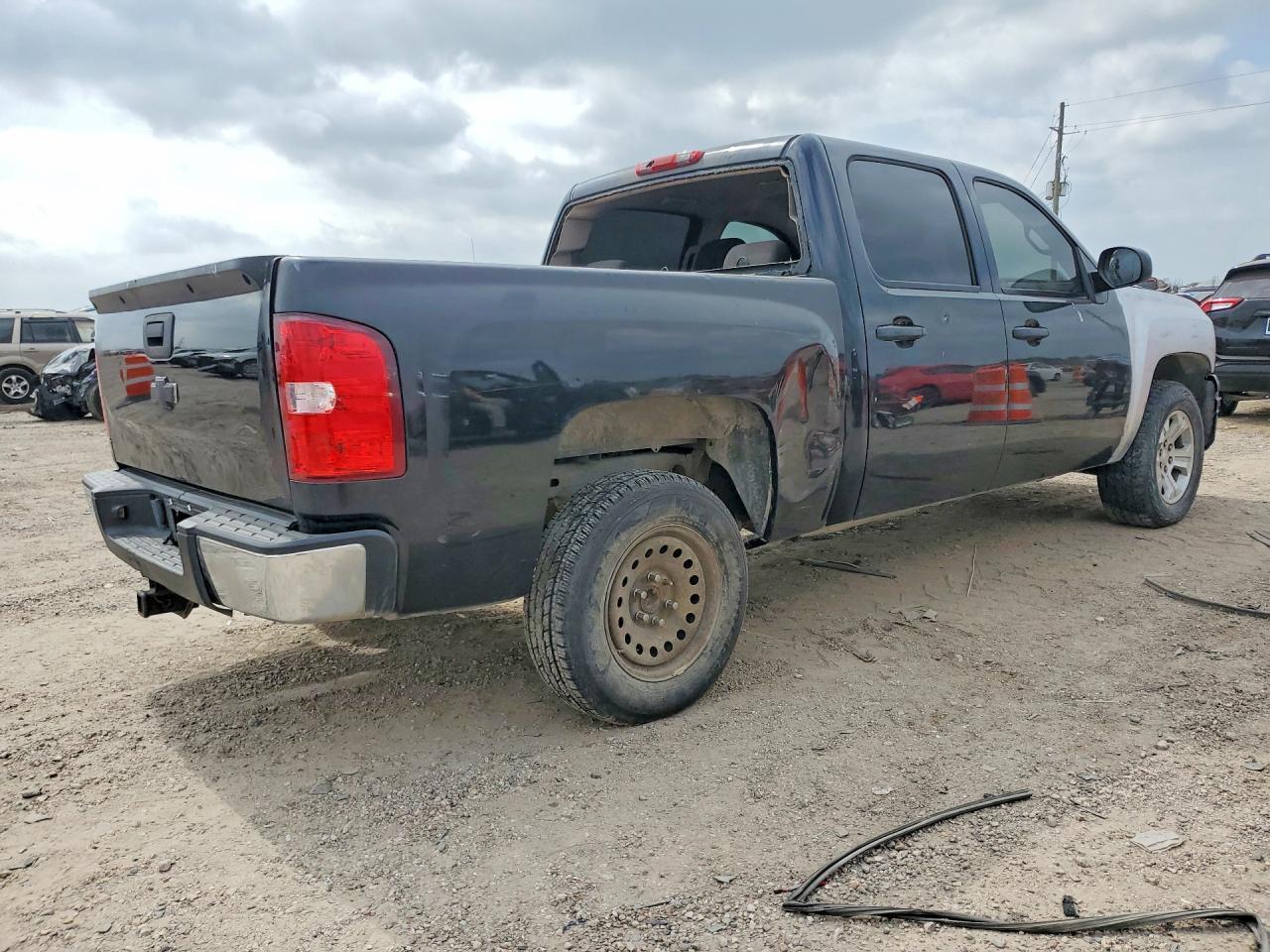 2013 Chevrolet Silverado C1500 Ls - Image 3