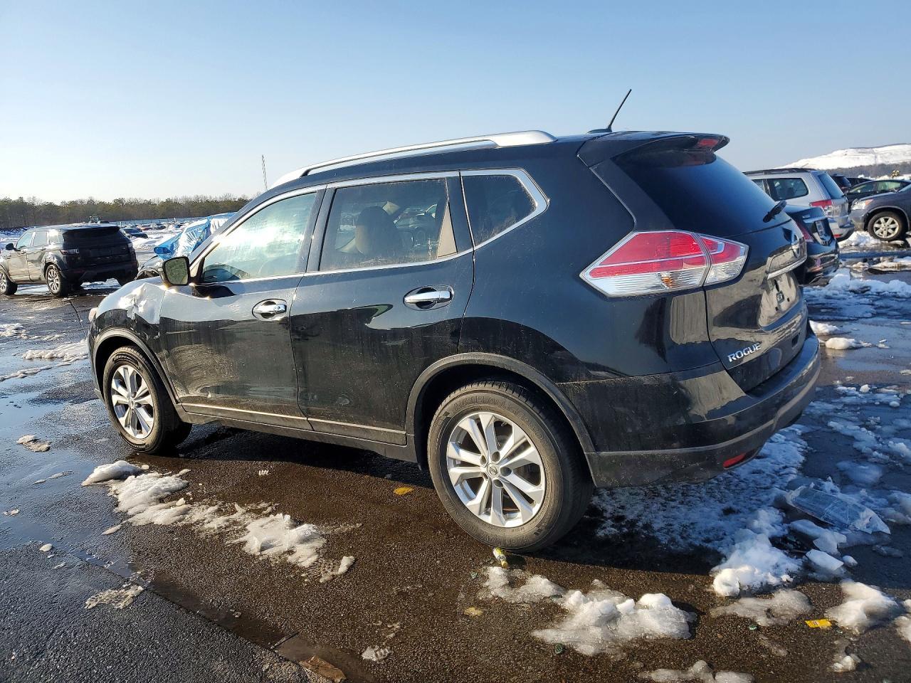 2015 Nissan Rogue S Sulev - Image 2