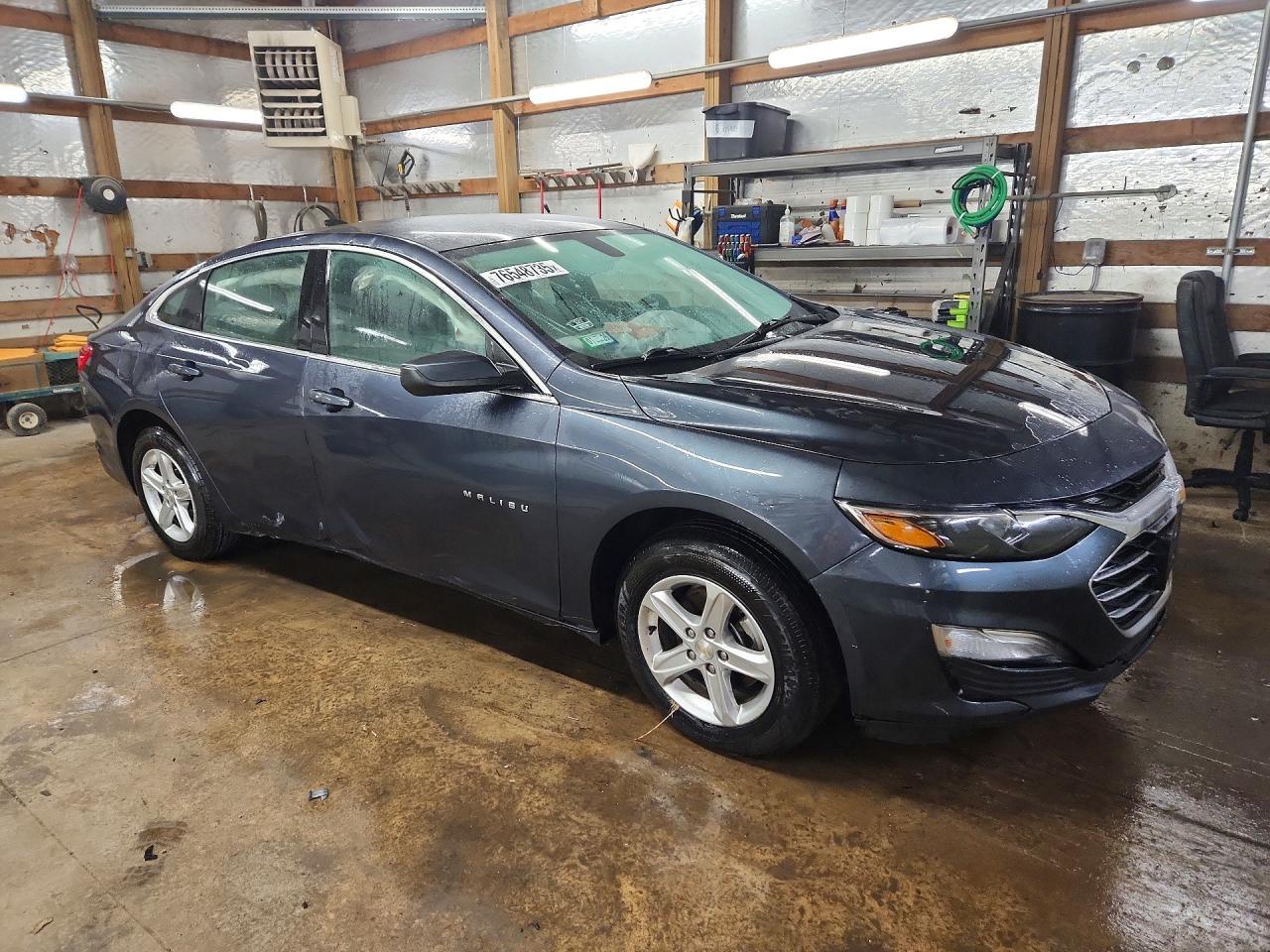 2021 Chevrolet Malibu Ls - Фото 4