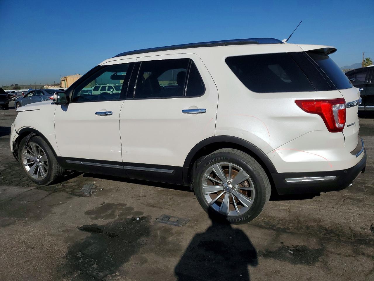 2018 Ford Explorer Limited - Image 2