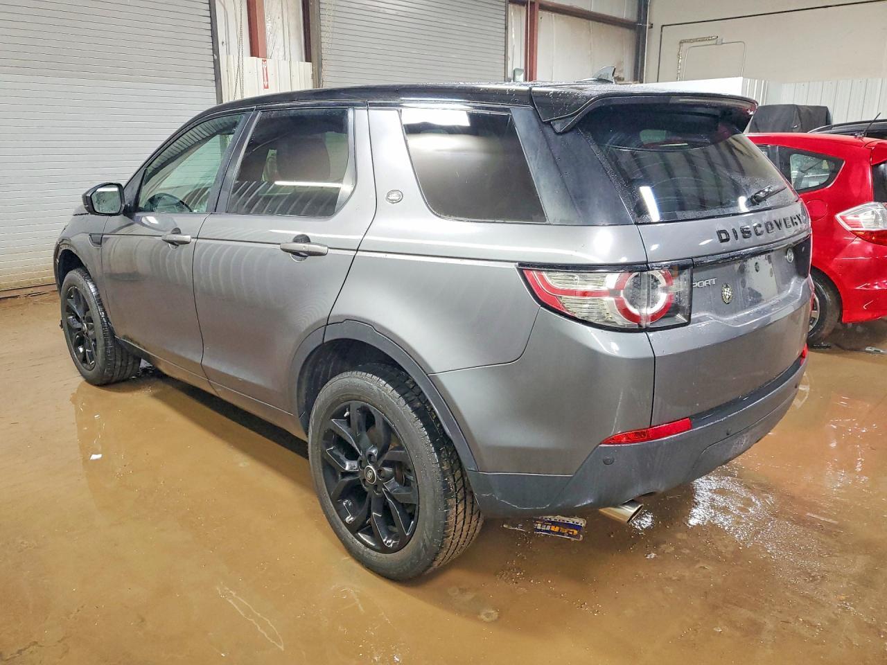 2016 Land Rover Discovery Sport Hse - Image 2